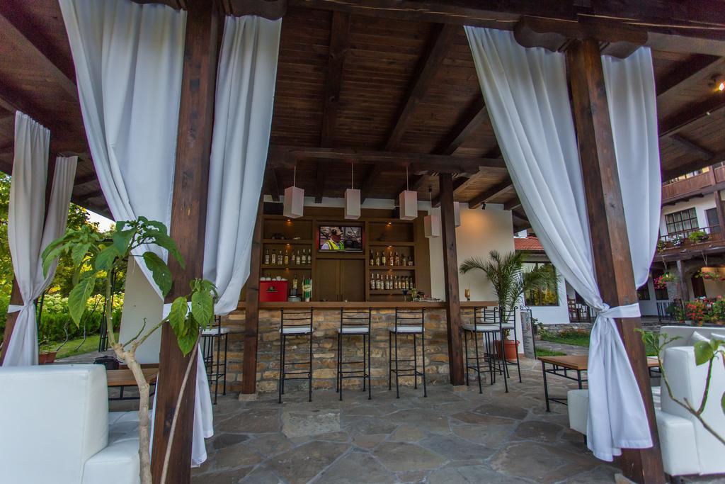 Family Hotel Strannopriemnitza Oresak Kültér fotó