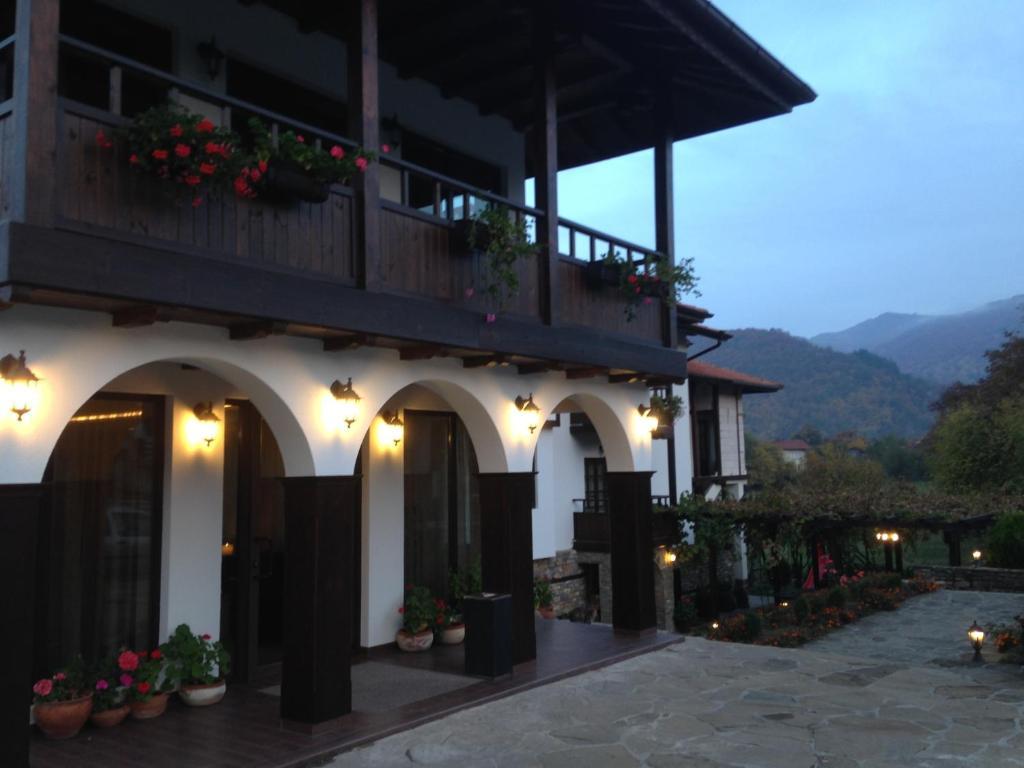 Family Hotel Strannopriemnitza Oresak Kültér fotó