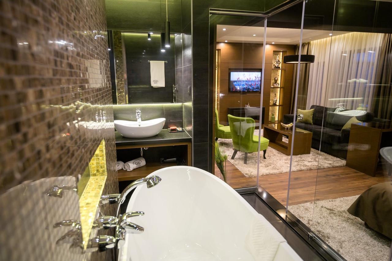 Family Hotel Strannopriemnitza Oresak Kültér fotó
