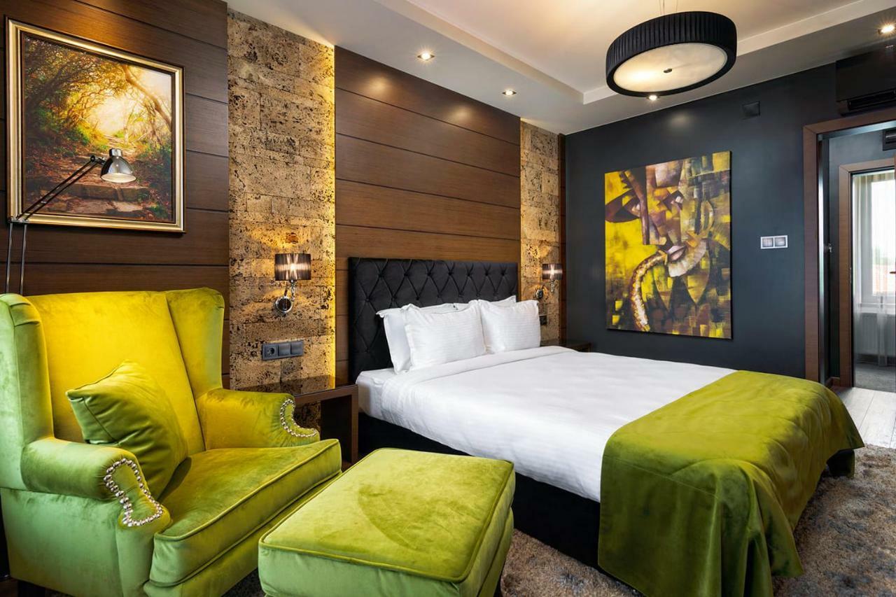 Family Hotel Strannopriemnitza Oresak Kültér fotó
